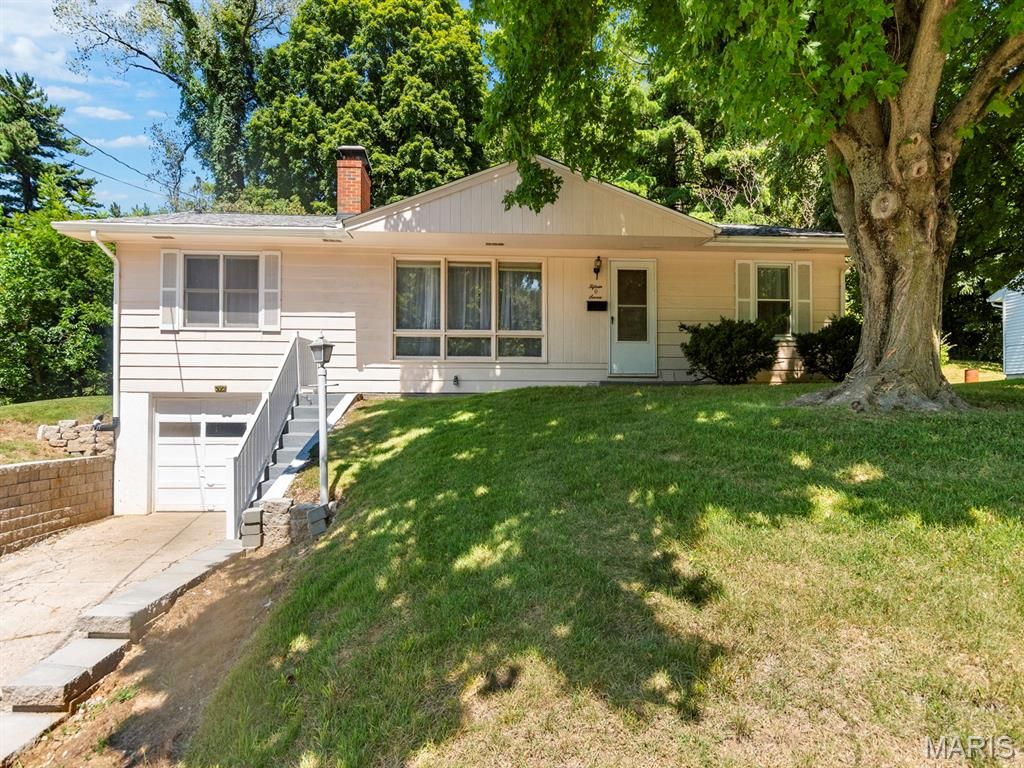 1507 W Main Street, Collinsville, IL 62234