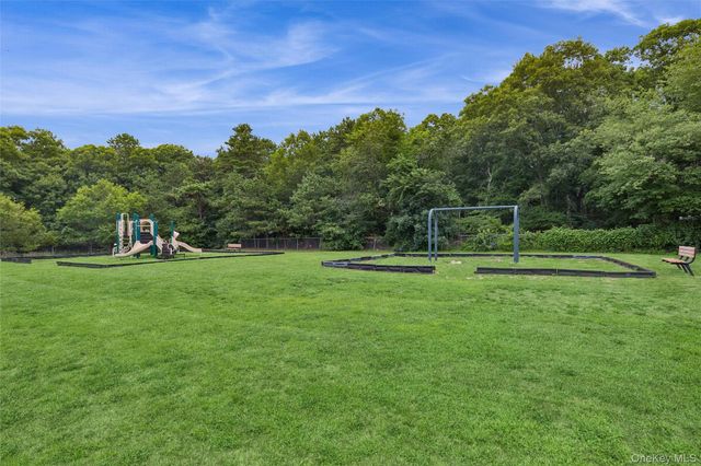 91 Circle Drive W, Patchogue, NY 11772