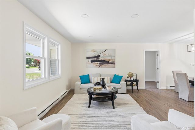 91 Circle Drive W, Patchogue, NY 11772