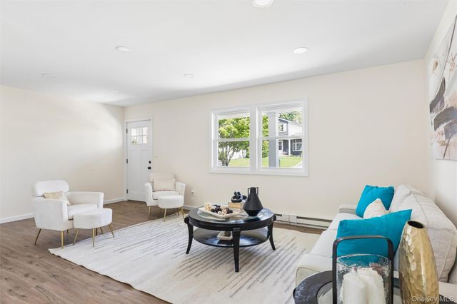 91 Circle Drive W, Patchogue, NY 11772