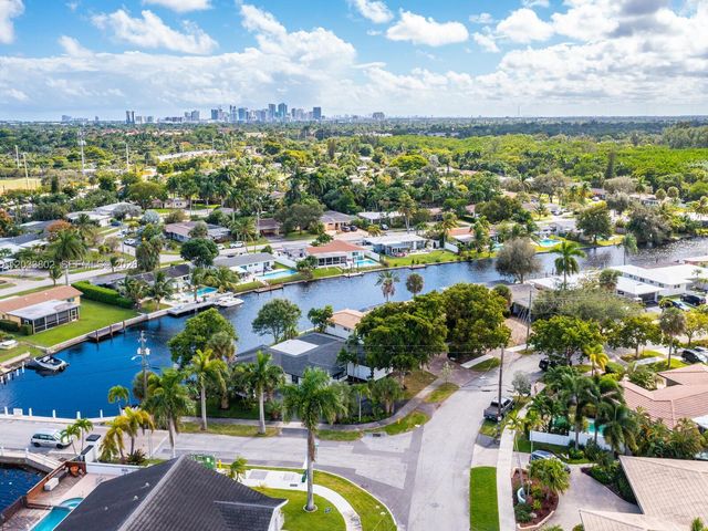 2856 NW 10th Avenue, Wilton Manors, FL 33311