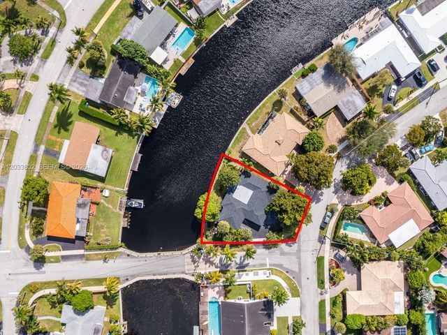 2856 NW 10th Avenue, Wilton Manors, FL 33311