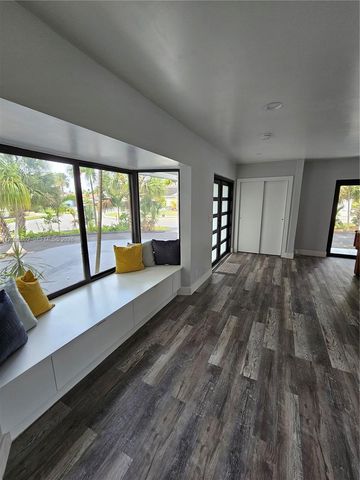 2856 NW 10th Avenue, Wilton Manors, FL 33311