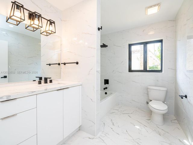 2856 NW 10th Avenue, Wilton Manors, FL 33311