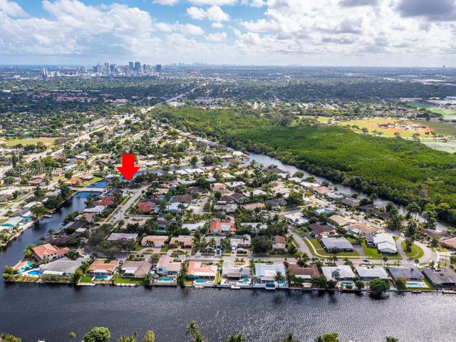 2856 NW 10th Avenue, Wilton Manors, FL 33311