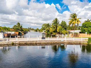 2856 NW 10th Avenue, Wilton Manors, FL 33311