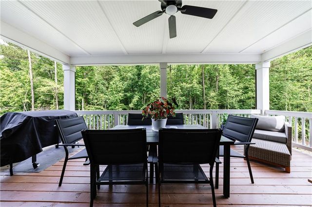 130 Lapis Lake Point, Fayetteville, GA 30215