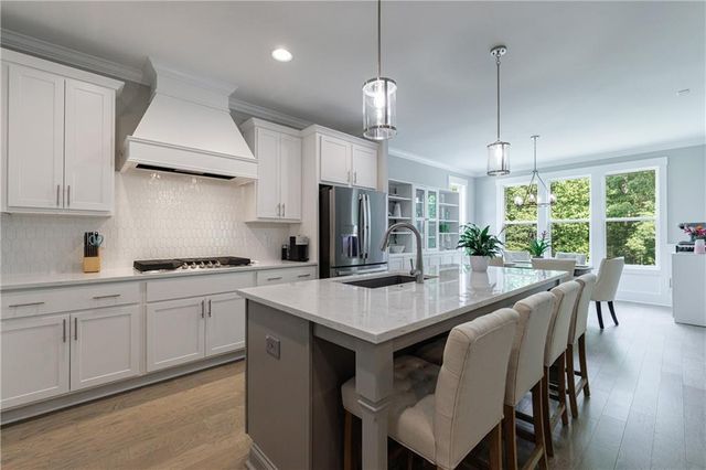130 Lapis Lake Point, Fayetteville, GA 30215