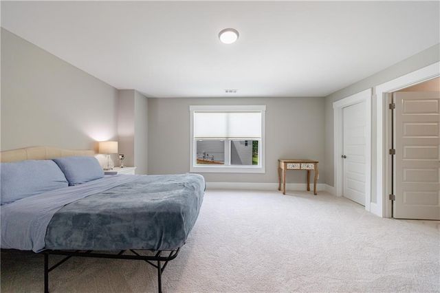 130 Lapis Lake Point, Fayetteville, GA 30215