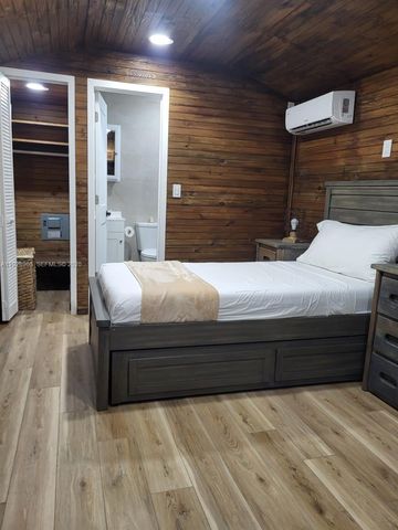 2137 NW 97th St 2137, Miami, FL 33147