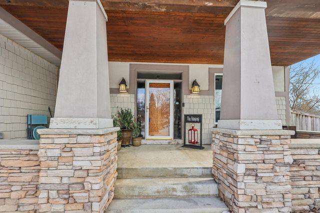 3110 Nathan Lane N, Plymouth, MN 55441