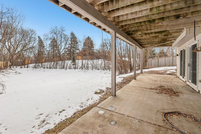 3110 Nathan Lane N, Plymouth, MN 55441