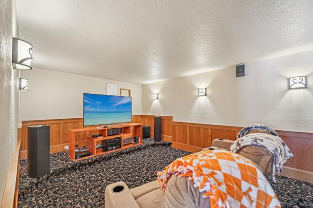 3110 Nathan Lane N, Plymouth, MN 55441