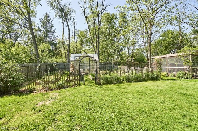 3368 Wadsworth Road, Norton, OH 44203