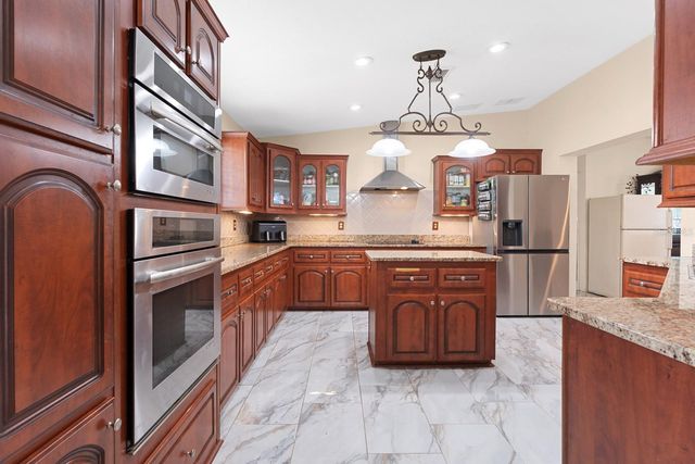37520 PHELPS ROAD, Zephyrhills, FL 33541