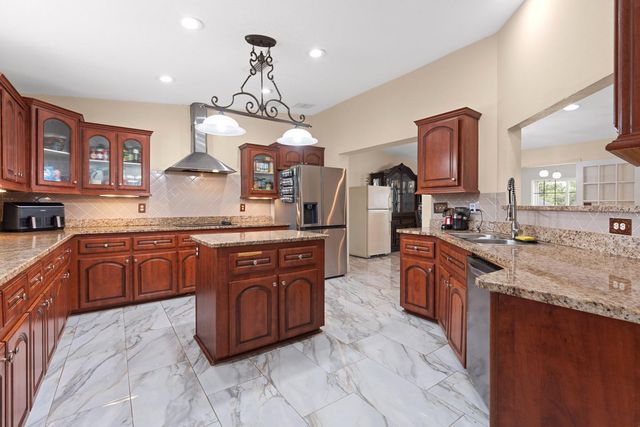 37520 PHELPS ROAD, Zephyrhills, FL 33541