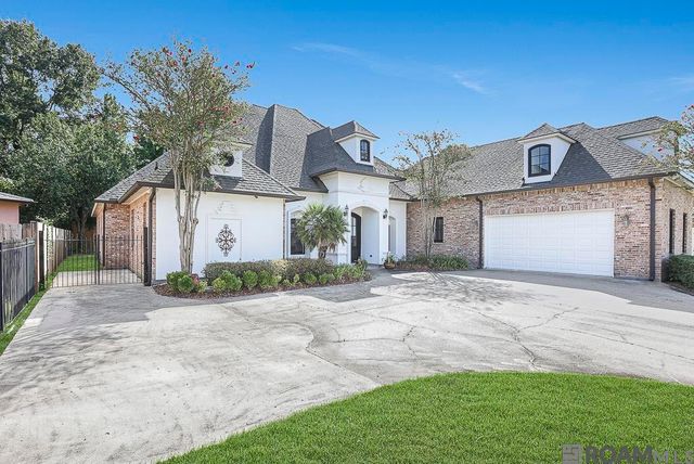 35261 Beverly Hills Dr, Prairieville, LA 70769