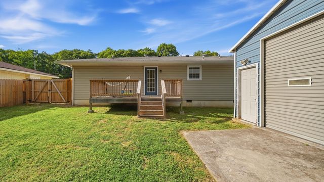1320 Gadd Road, Hixson, TN 37343