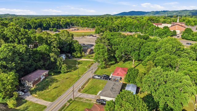 1320 Gadd Road, Hixson, TN 37343