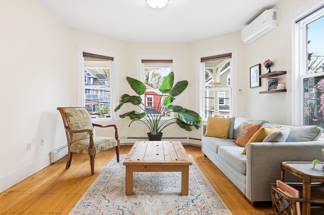 32 Spring Park Ave 1, Boston, MA 02130