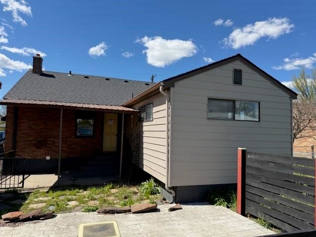 224 N Locust Rd, Spokane Valley, WA 99206