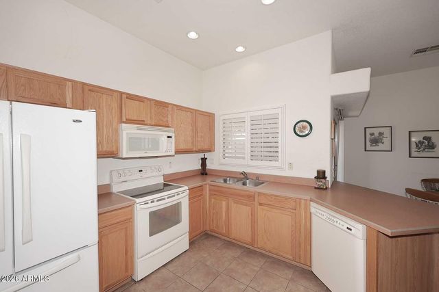 8013 W ZOE ELLA Way, Peoria, AZ 85382