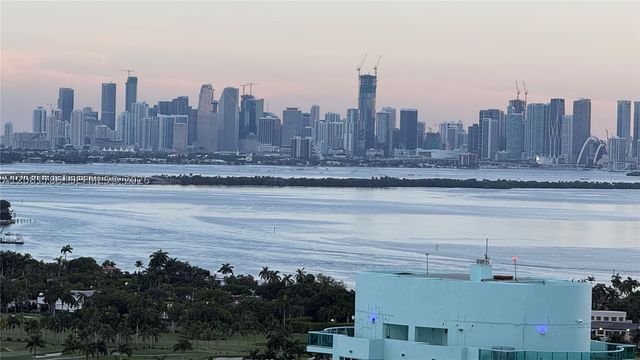 6301 Collins Ave LPH4, Miami Beach, FL 33141