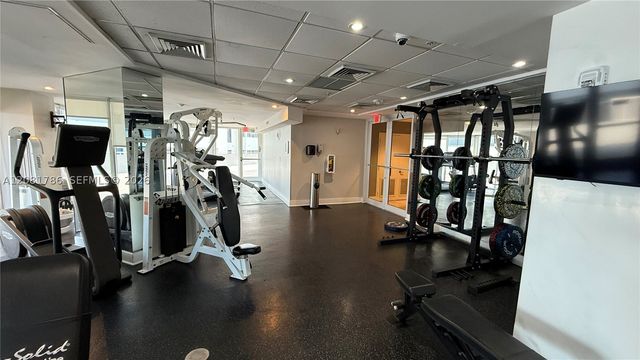 6301 Collins Ave LPH4, Miami Beach, FL 33141