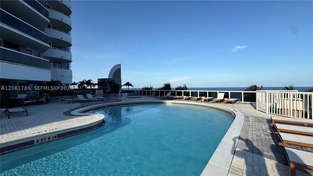 6301 Collins Ave LPH4, Miami Beach, FL 33141