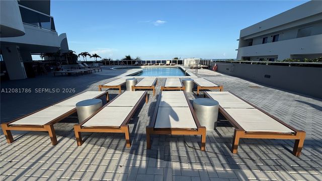 6301 Collins Ave LPH4, Miami Beach, FL 33141