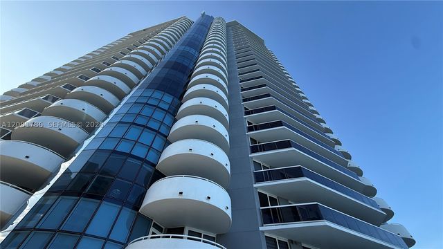 6301 Collins Ave LPH4, Miami Beach, FL 33141