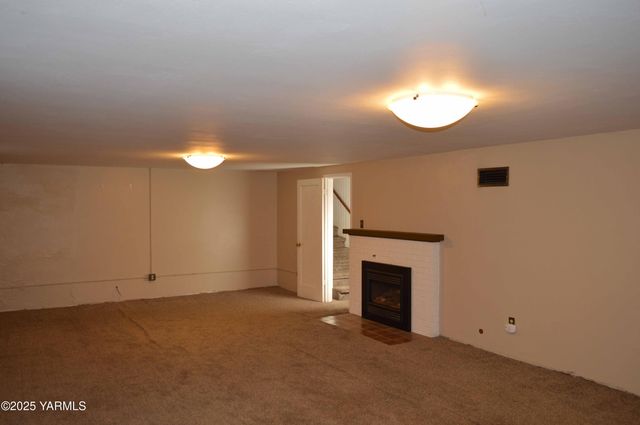 W 3506 Chestnut Ave, Yakima, WA 98902