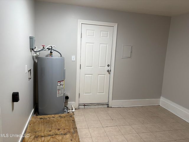 2412 Oxford Drive, Gautier, MS 39553