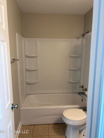 2412 Oxford Drive, Gautier, MS 39553