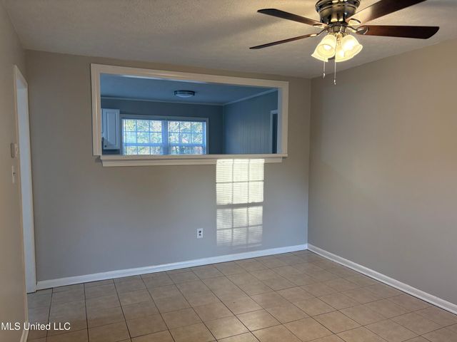 2412 Oxford Drive, Gautier, MS 39553