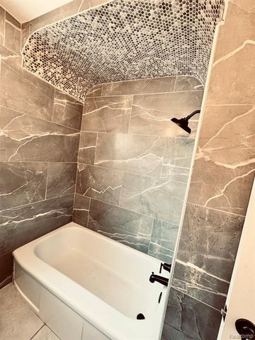 25715 W Hills Drive, Dearborn Heights, MI 48125