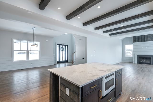 195 Willow Creek Estates Drive, Southbury, CT 06488