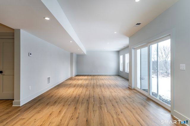 195 Willow Creek Estates Drive, Southbury, CT 06488