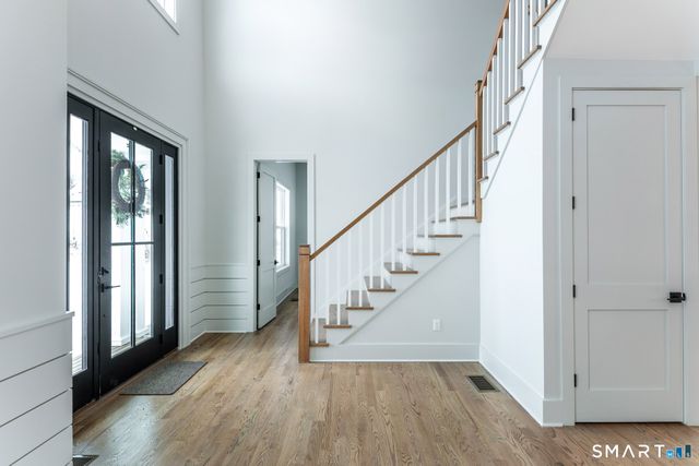 195 Willow Creek Estates Drive, Southbury, CT 06488