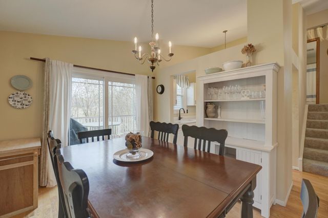 1174 Benton Way, Arden Hills, MN 55112