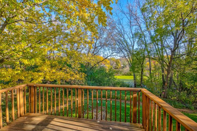 1174 Benton Way, Arden Hills, MN 55112