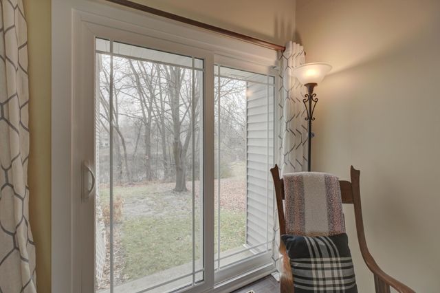 1174 Benton Way, Arden Hills, MN 55112