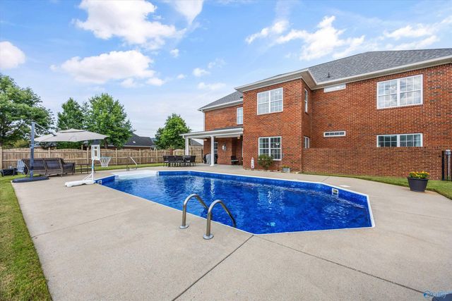 3200 Stone Path Lane, Owens Cross Roads, AL 35763