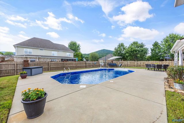 3200 Stone Path Lane, Owens Cross Roads, AL 35763