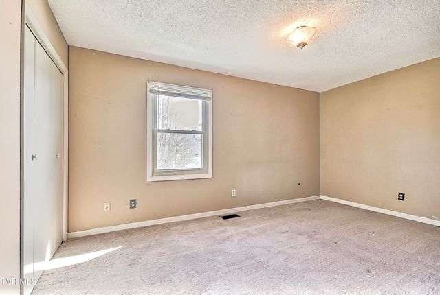 1476 Tn-126 A1, Bristol, TN 37620