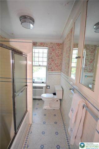 433 Paxinosa Avenue, Easton, PA 18042