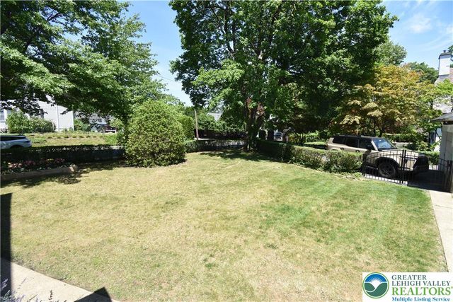 433 Paxinosa Avenue, Easton, PA 18042