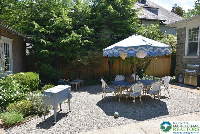 433 Paxinosa Avenue, Easton, PA 18042