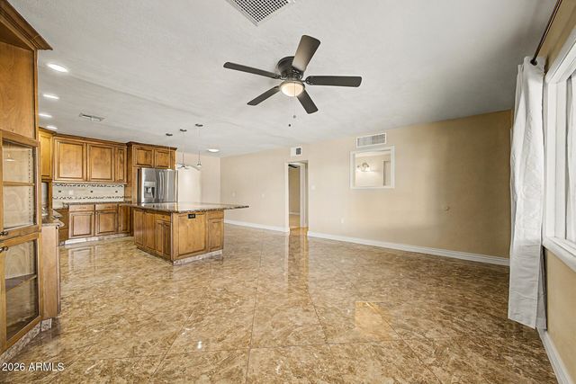 2539 W LUKE Avenue, Phoenix, AZ 85017