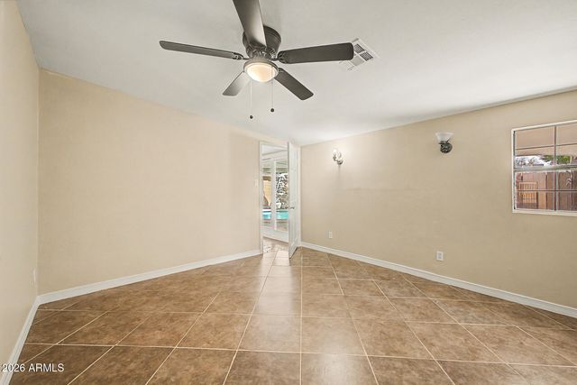 2539 W LUKE Avenue, Phoenix, AZ 85017